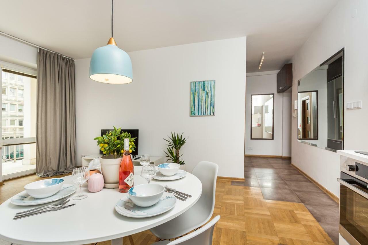 Shortstaypoland Krucza Warsaw Luaran gambar